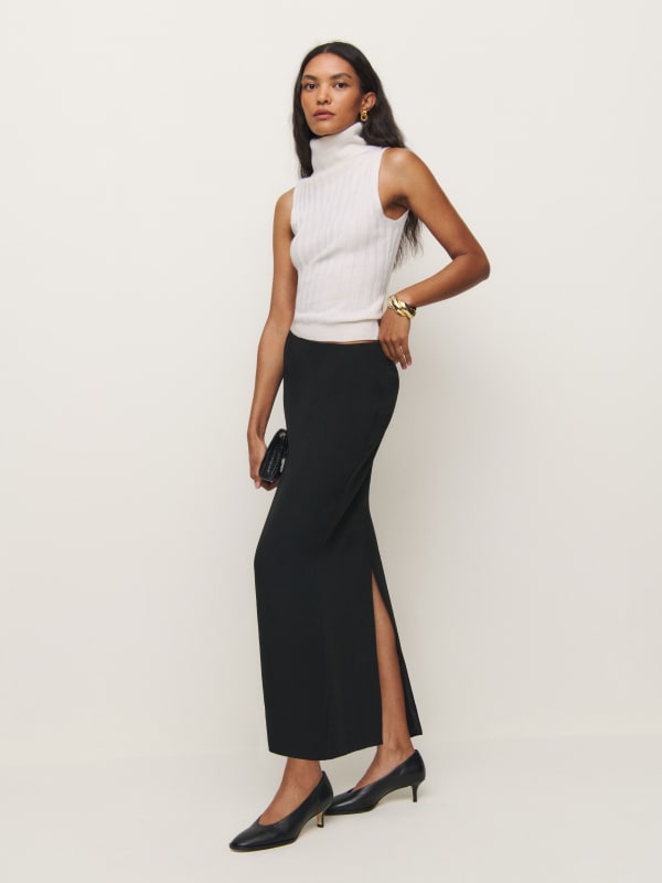 Jordan Low Waist Skirt - Black